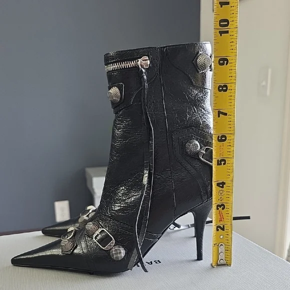 Balenciaga Black Textured Heeled Boots - Picture 13 of 15